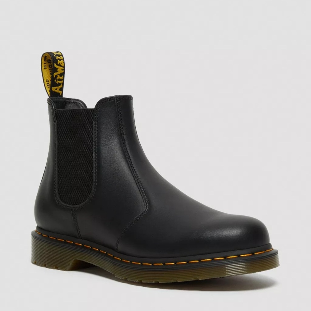Dr Martens 2976 LEATHER CHELSEA BOOT